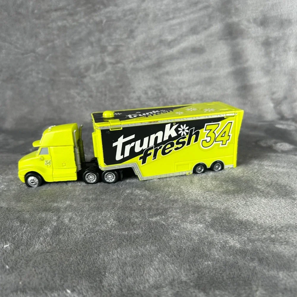 Disney Pixar Cars Trunk Fresh Hauler 34 Diecast Semi Truck Trailer Lime Green
